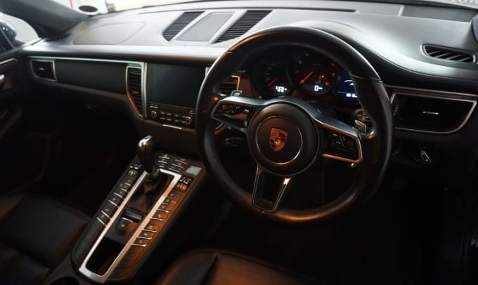 2024 Porsche Macan