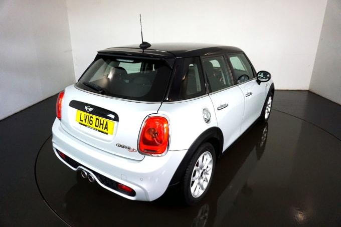 2024 Mini Hatch Cooper