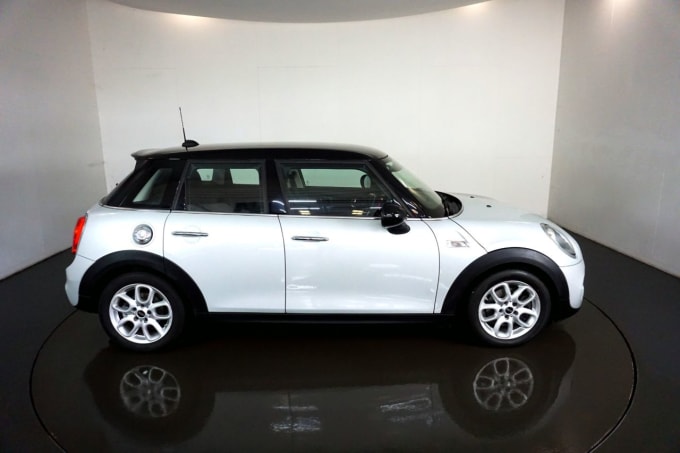 2024 Mini Hatch Cooper