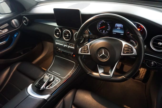 2024 Mercedes-benz Glc-class