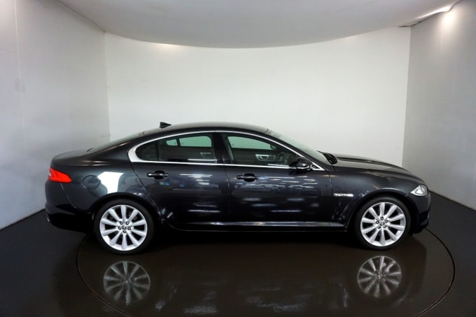 2024 Jaguar Xf