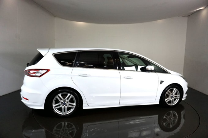 2024 Ford S-max