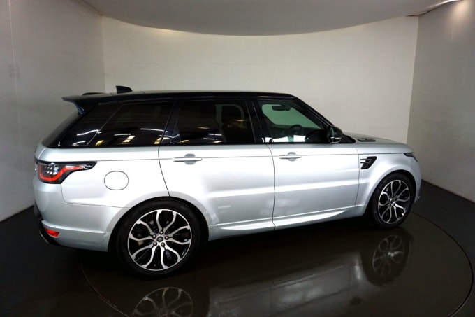 2025 Land Rover Range Rover Sport