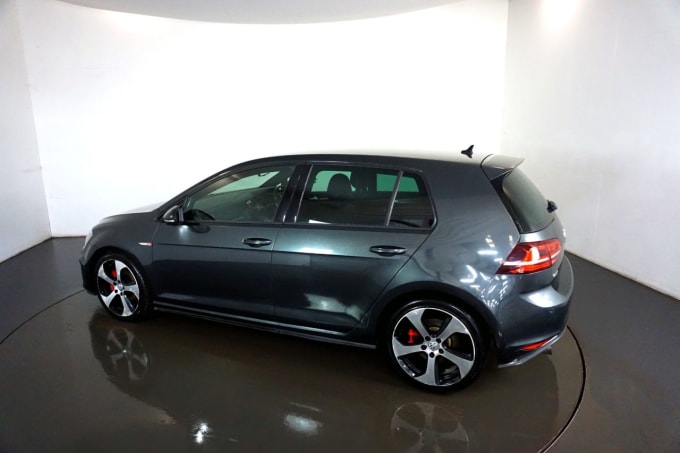 2024 Volkswagen Golf