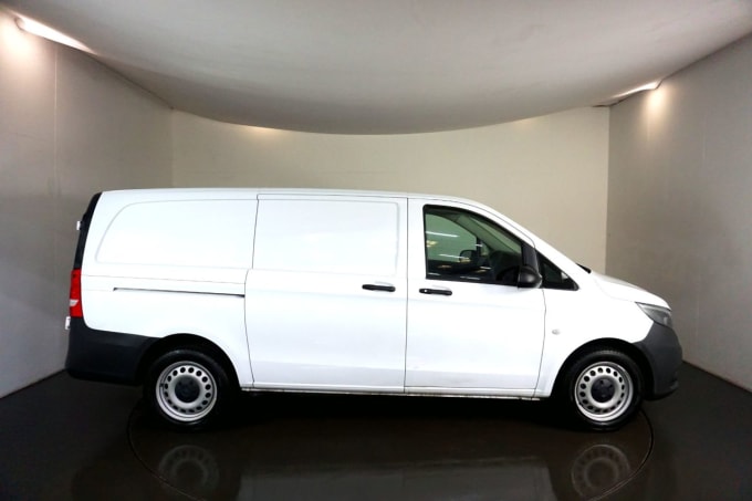 2025 Mercedes-benz Vito