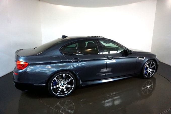 2025 BMW M5