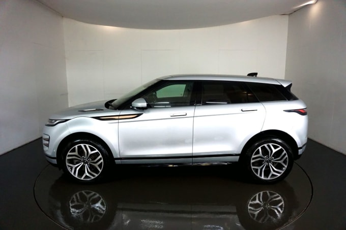 2025 Land Rover Range Rover Evoque