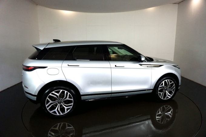 2025 Land Rover Range Rover Evoque