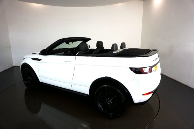 2025 Land Rover Range Rover Evoque