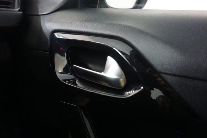 2014 Peugeot 208