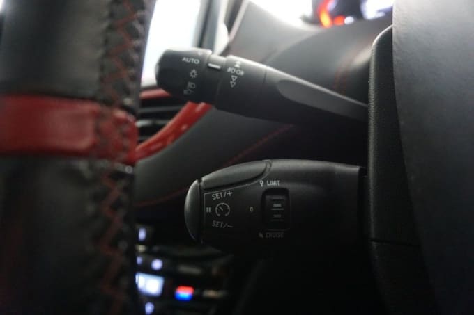 2014 Peugeot 208