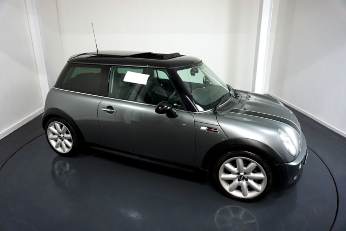 2025 Mini Hatch