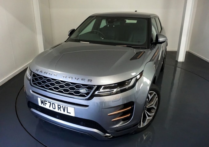 2025 Land Rover Range Rover Evoque