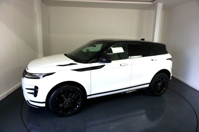 2025 Land Rover Range Rover Evoque