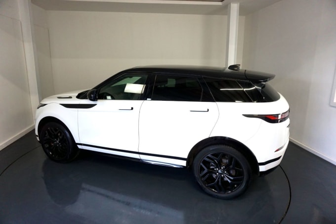 2025 Land Rover Range Rover Evoque