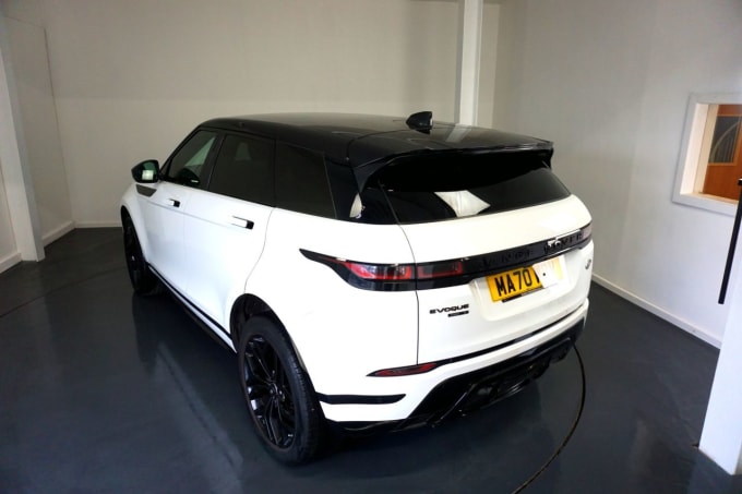 2025 Land Rover Range Rover Evoque