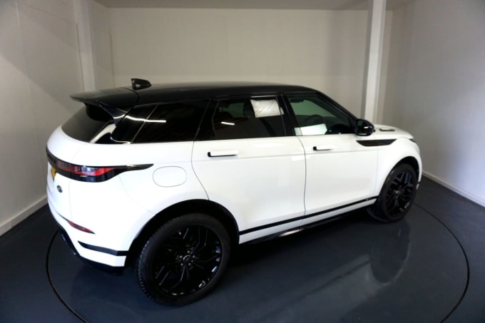 2025 Land Rover Range Rover Evoque