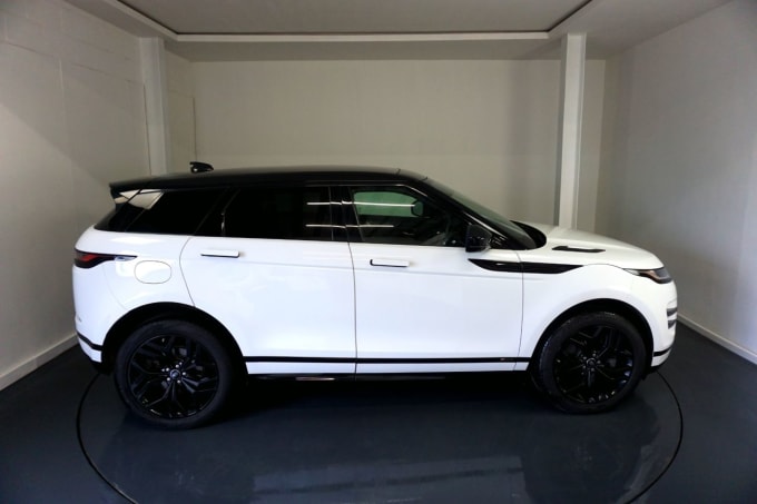 2025 Land Rover Range Rover Evoque