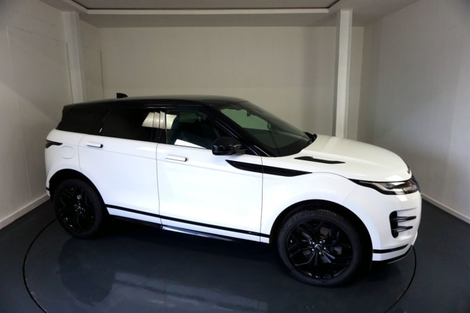 2025 Land Rover Range Rover Evoque