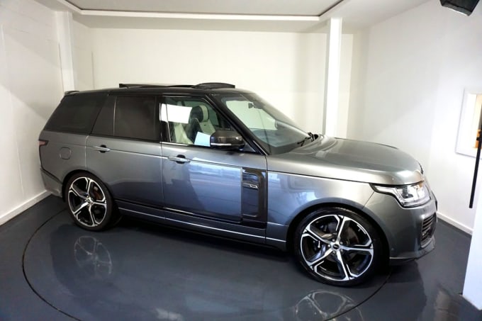 2025 Land Rover Range Rover