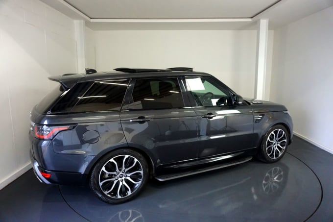 2025 Land Rover Range Rover Sport