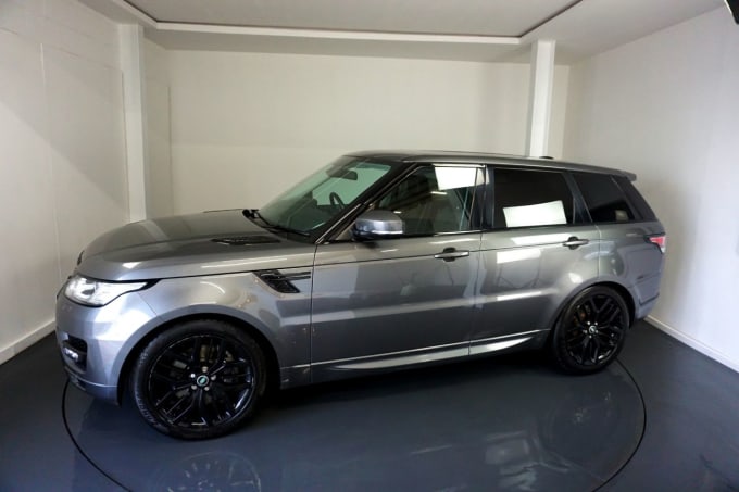 2025 Land Rover Range Rover Sport