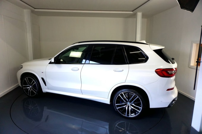 2025 BMW X5