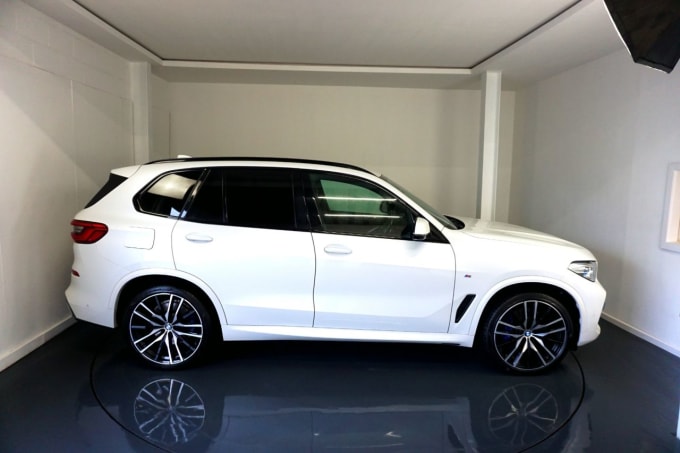 2025 BMW X5