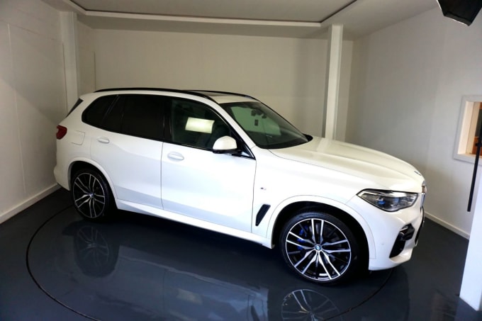 2025 BMW X5