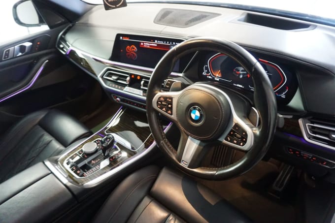 2025 BMW X5