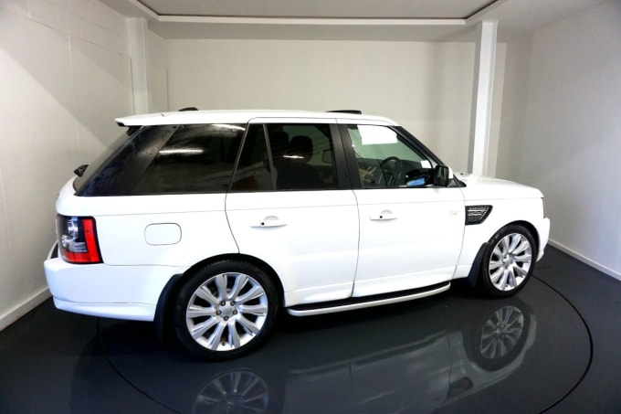 2025 Land Rover Range Rover Sport