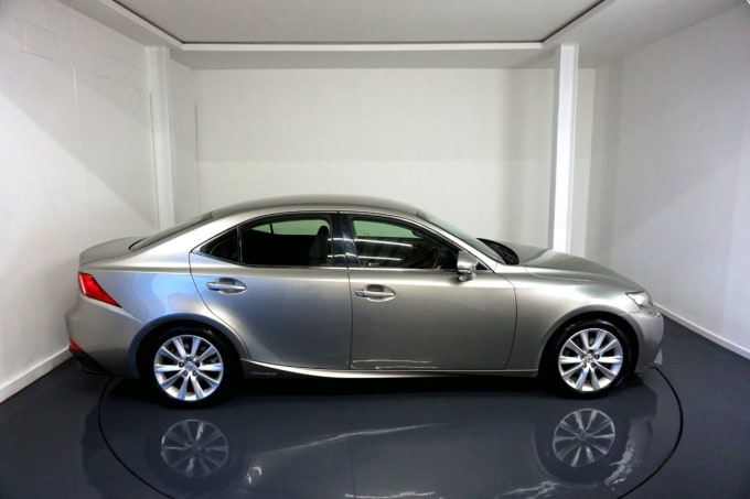 2025 Lexus Is