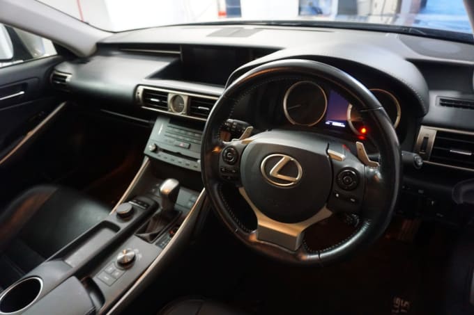 2025 Lexus Is