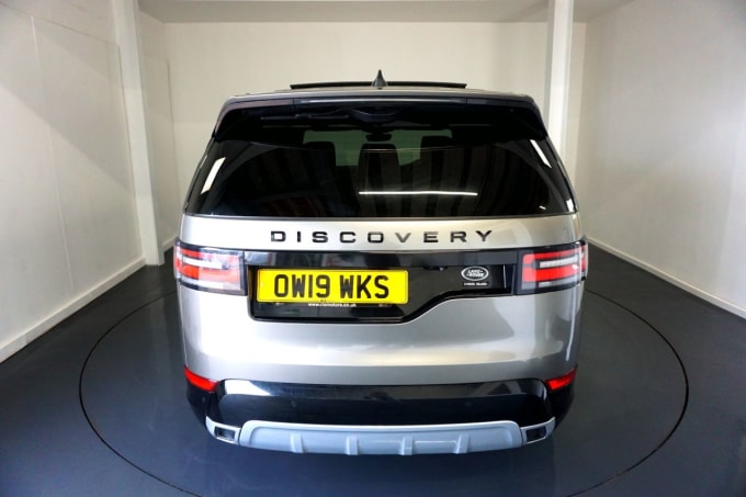 2025 Land Rover Discovery 5