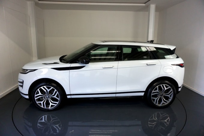 2025 Land Rover Range Rover Evoque