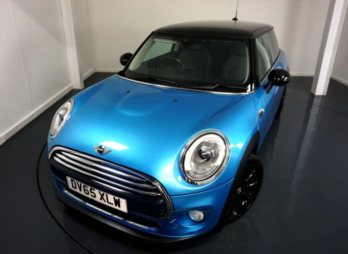 2025 Mini Hatch