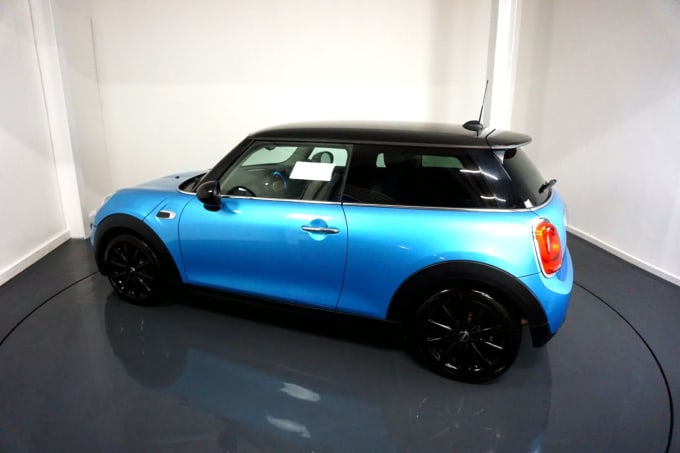 2025 Mini Hatch