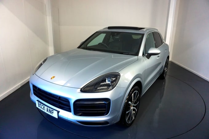 2025 Porsche Cayenne