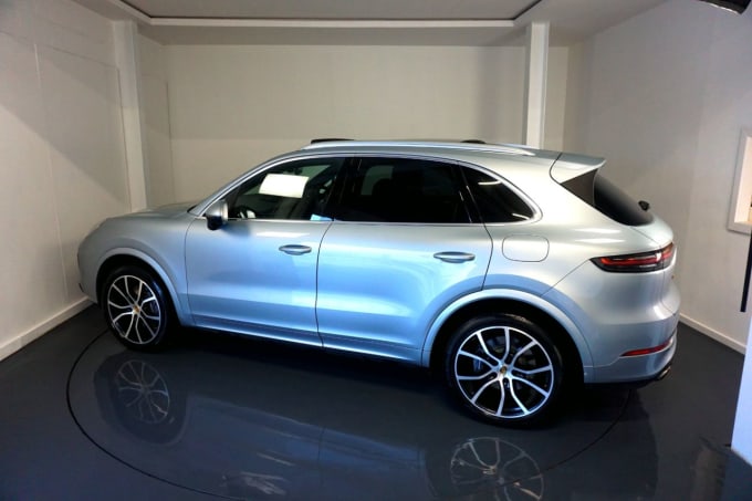 2025 Porsche Cayenne