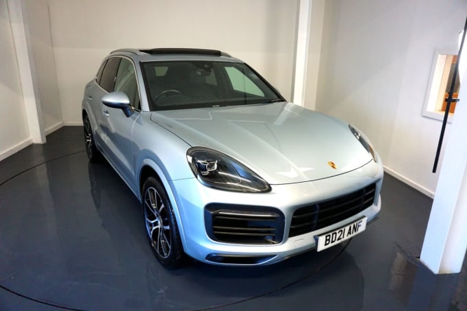 2025 Porsche Cayenne