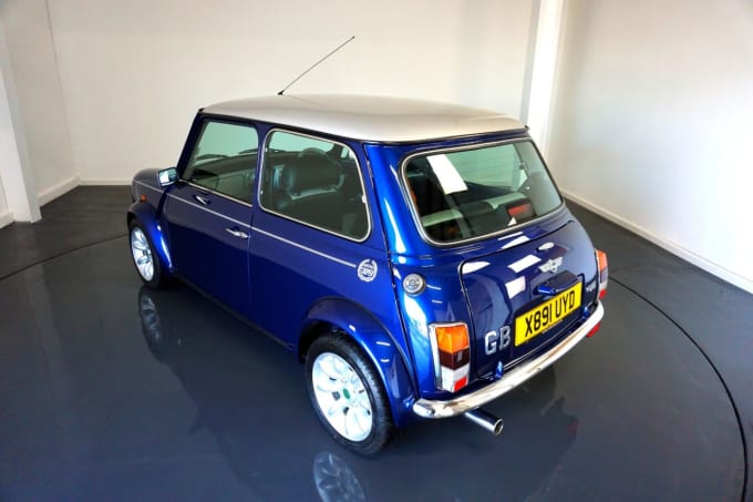 2025 Rover Mini