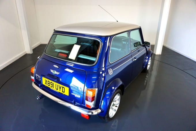 2025 Rover Mini