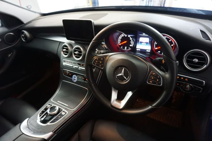 2025 Mercedes-benz C-class