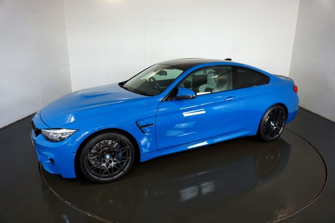 2025 BMW M4