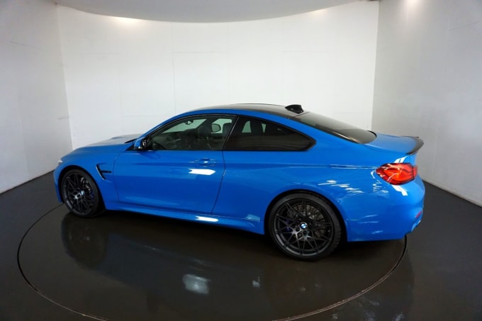 2025 BMW M4