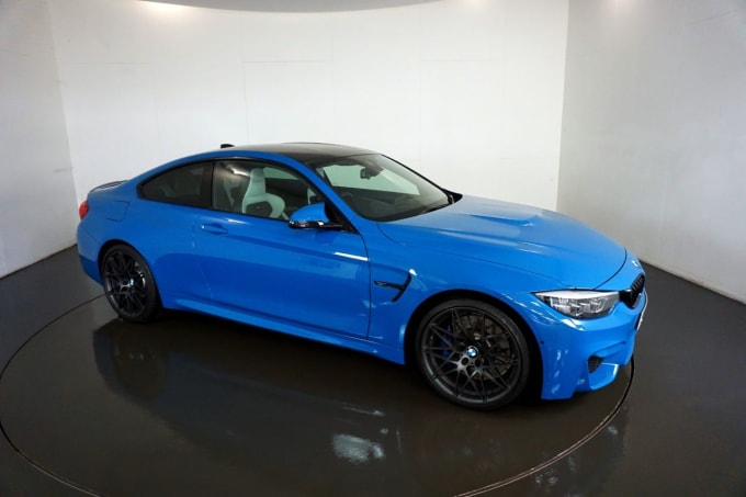 2025 BMW M4