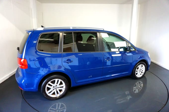 2025 Volkswagen Touran