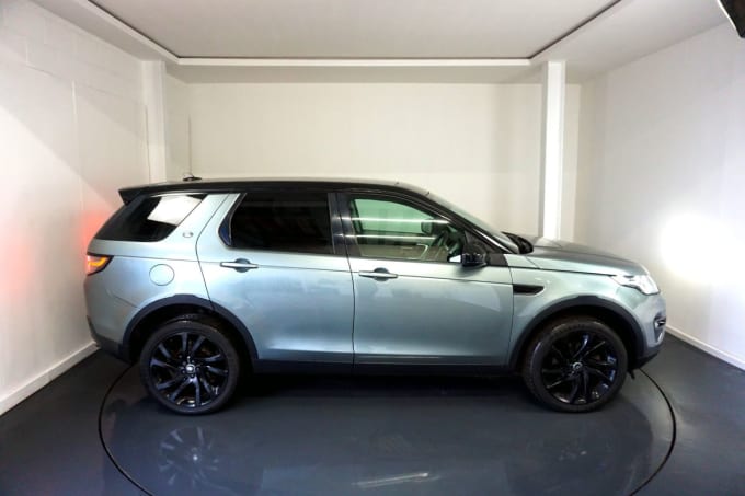 2025 Land Rover Discovery Sport