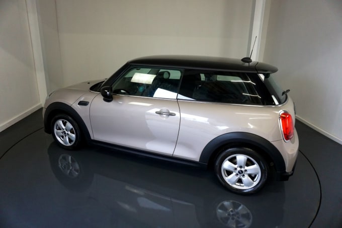 2025 Mini Hatch