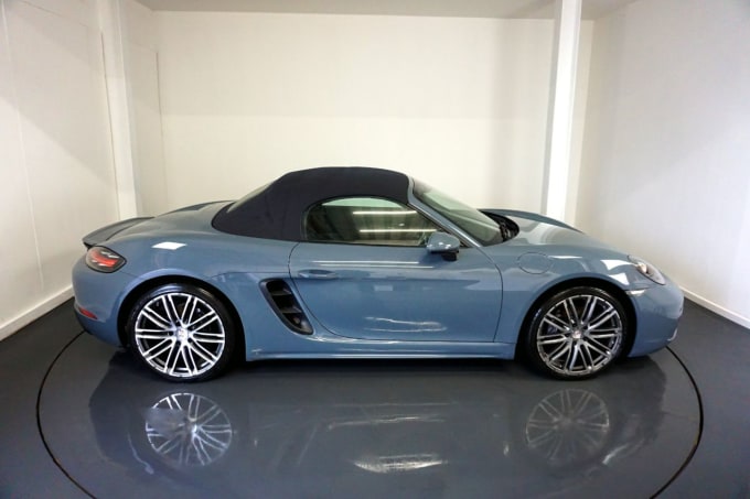 2025 Porsche 718 Boxster